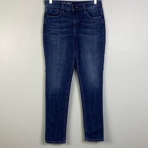 LAURIE FELT Los Angeles “Classic Boyfriend” high-rise blue jeans in size 2. EUC